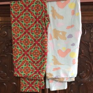 LuLaRoe TC leggings (2 pair)
